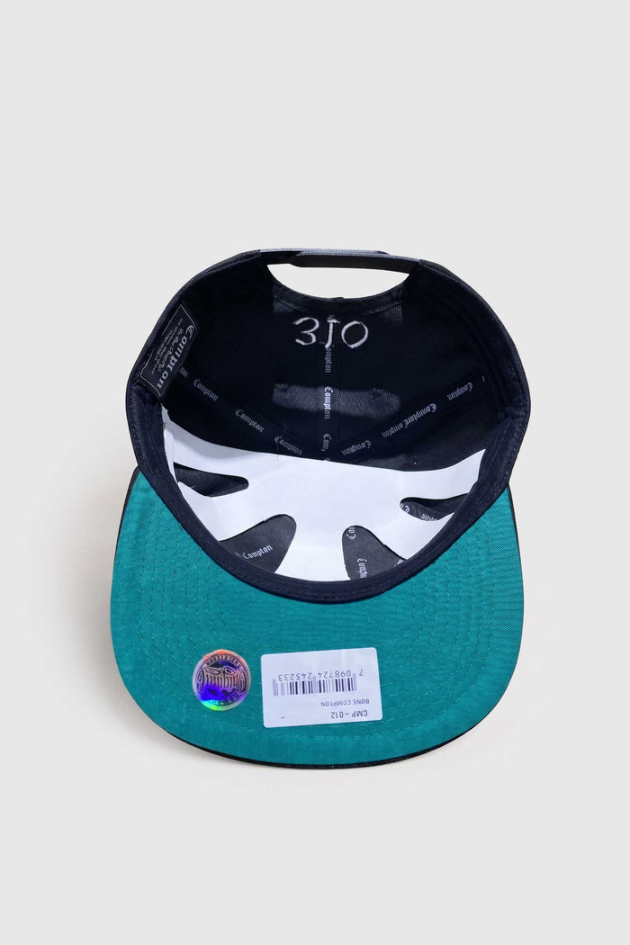 Boné Aba Reta Snapback Compton Clássico All Black Bordado Alto Relevo