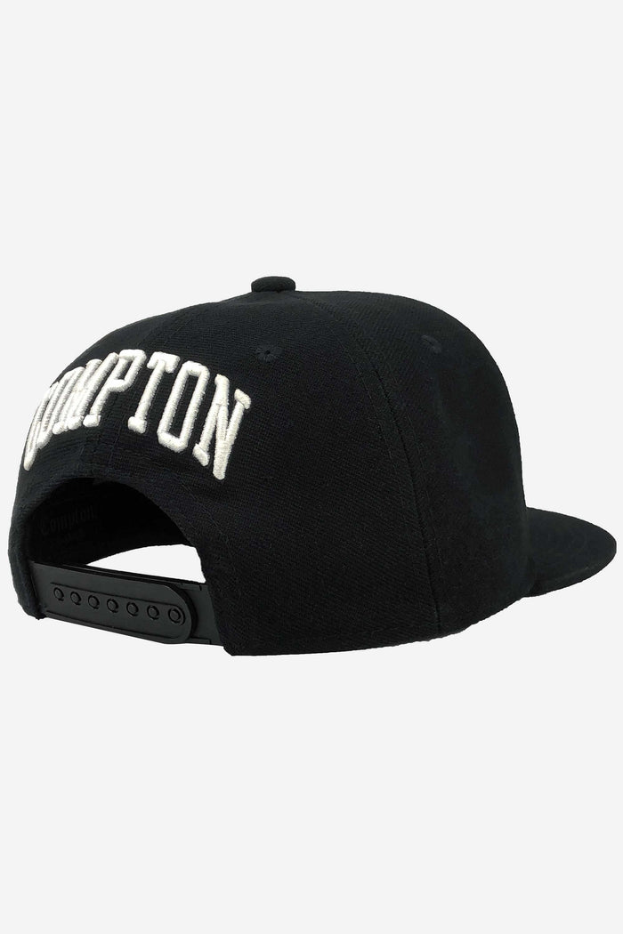 Boné Compton Aba Reta Snapback LA Authority Preto - COMPTON