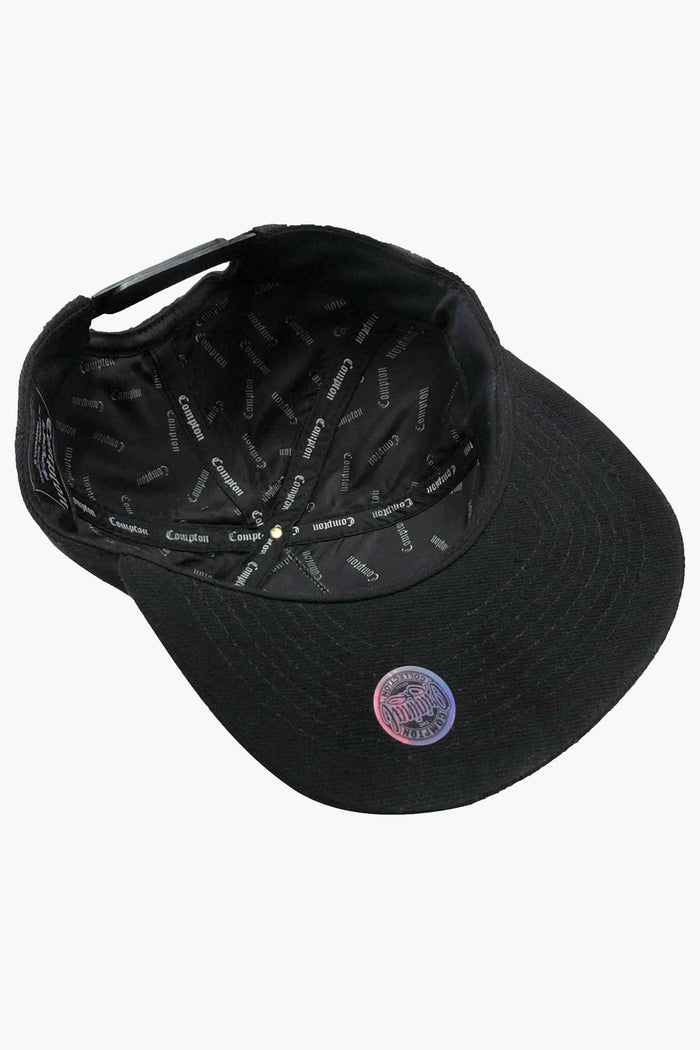 Boné Compton Aba Reta Snapback Logo Corte Laser Preto - COMPTON