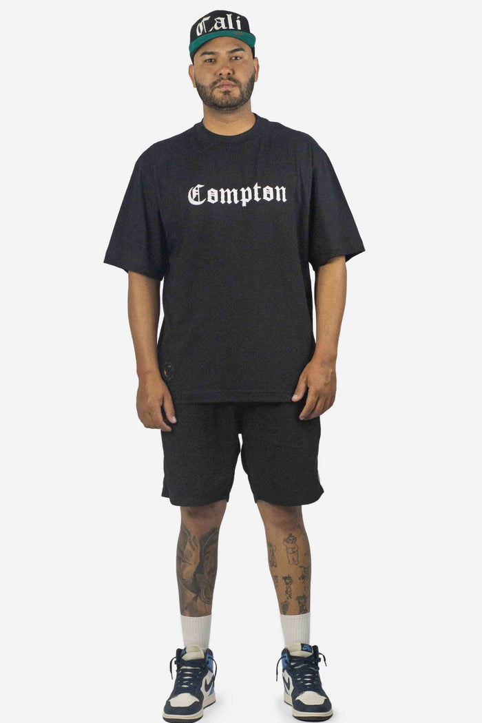 Camiseta Compton Oversized New Logo Furtacor Preta - COMPTON