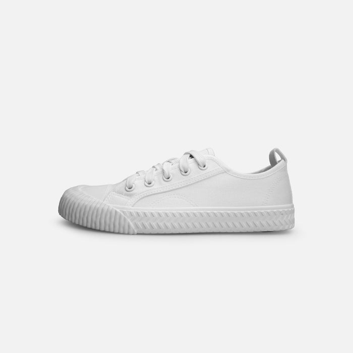 WHITE / 35