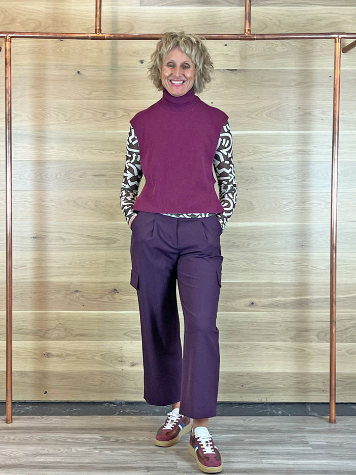 Luisa Cerano Cargo Trousers with Front Pleat Burgundy