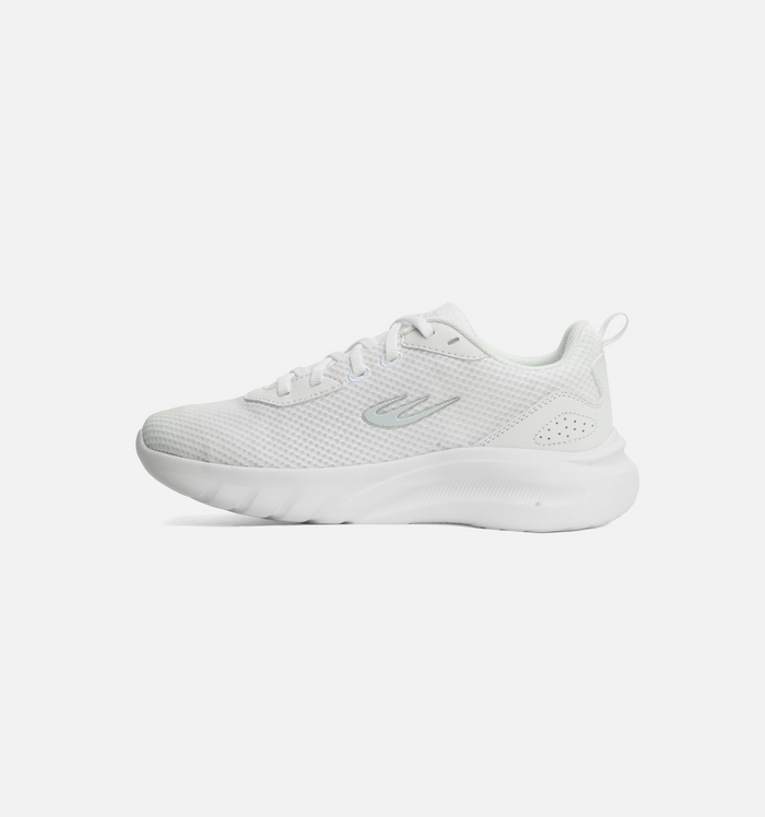 WHITE / 35