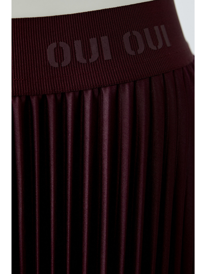 Oui Pleated Skirt Bramble Berry