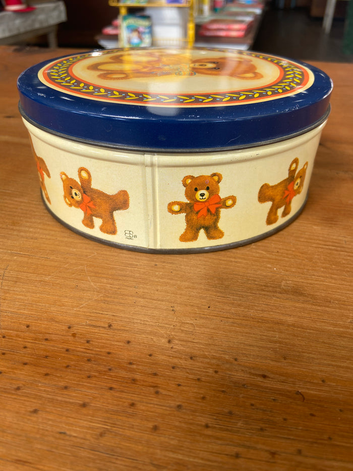 Vintage Bear Tin - Deer Creek Mercantile