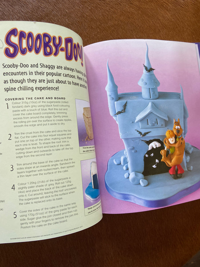 Vintage Warner Bros. Cartoon Cookbook, 2001 - Deer Creek Mercantile