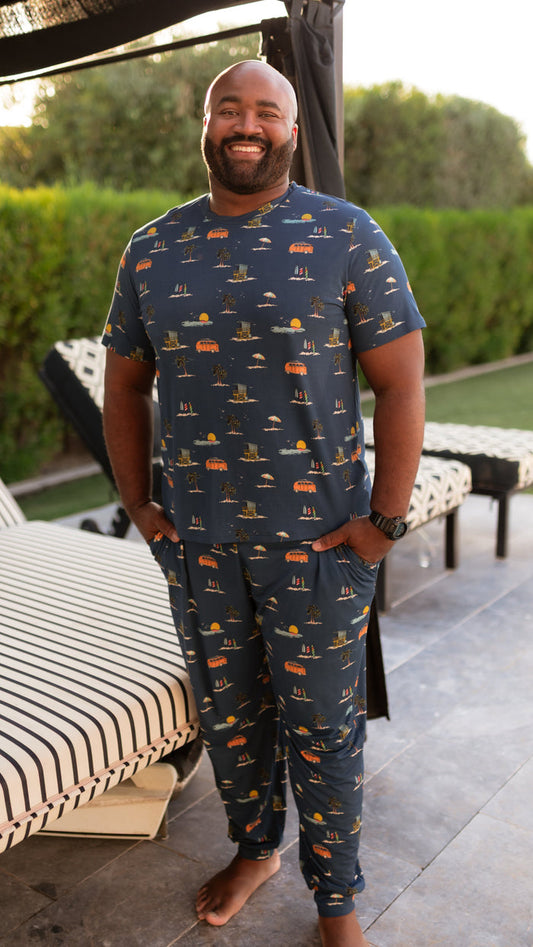 Adult Jogger Set In Summer Beach