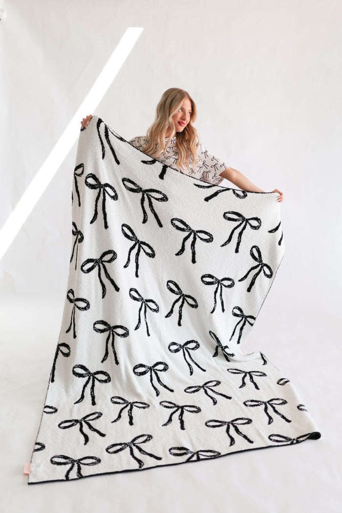 Adult Plush Throw Blanket in Black and white bows