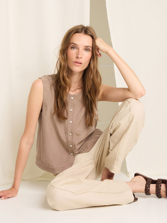 Atelier Reve Irtango Waistcoat Caribou Brown