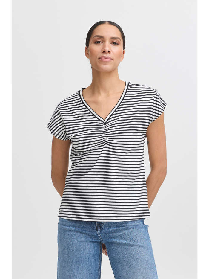 B Young ByPandinna V-Neck T-Shirt Black