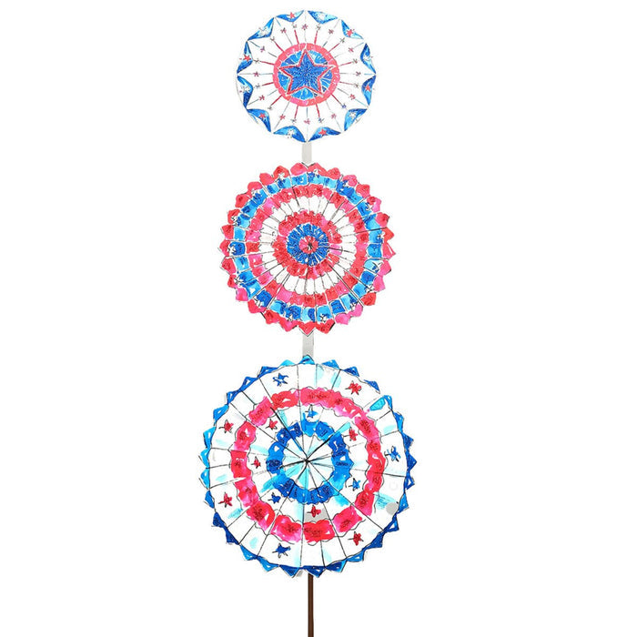 Beck’s Patriotic Pinwheel Topiary