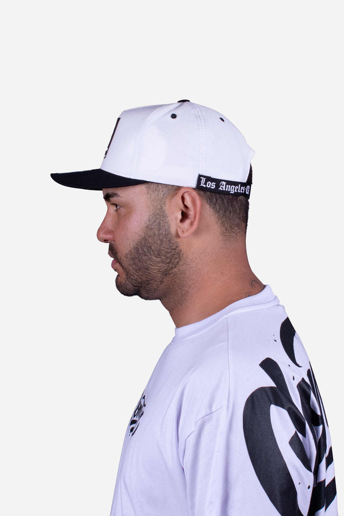 Boné Aba Curva Collab Starter X Compton Click Ninety9 Off White - COMPTON