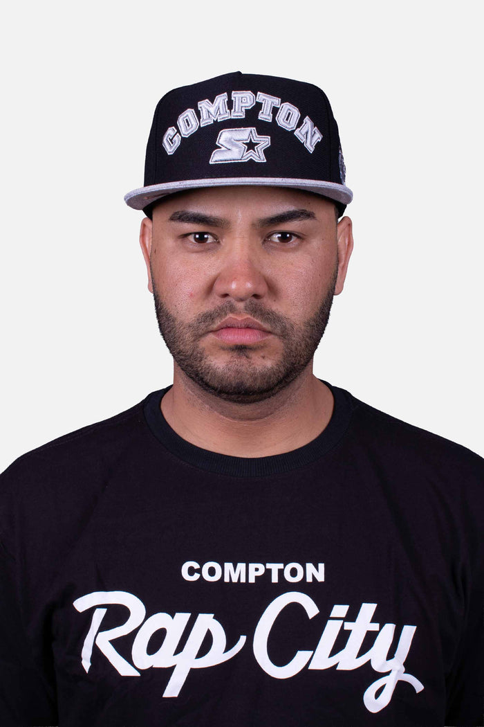 Boné Aba Reta Collab Starter X Compton Basic Preto Cinza - COMPTON