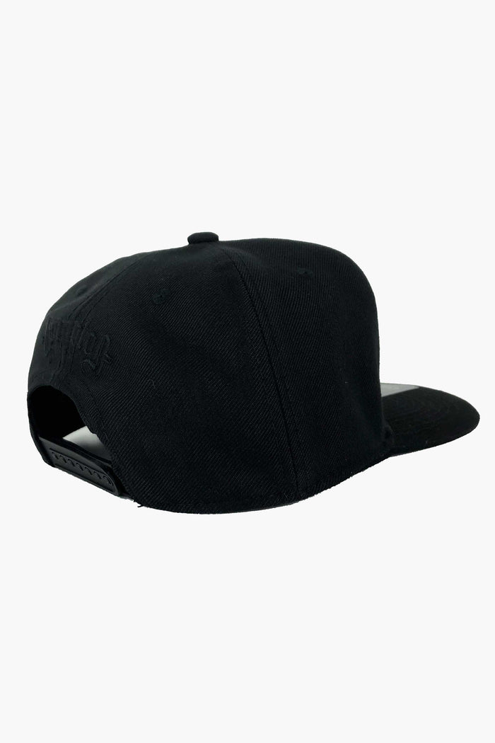 Boné Compton Aba Reta Snapback Cali All Black - COMPTON