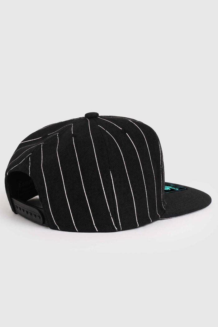 Boné Aba Reta Snapback Compton Clássico Pinstripe Logo - Preto