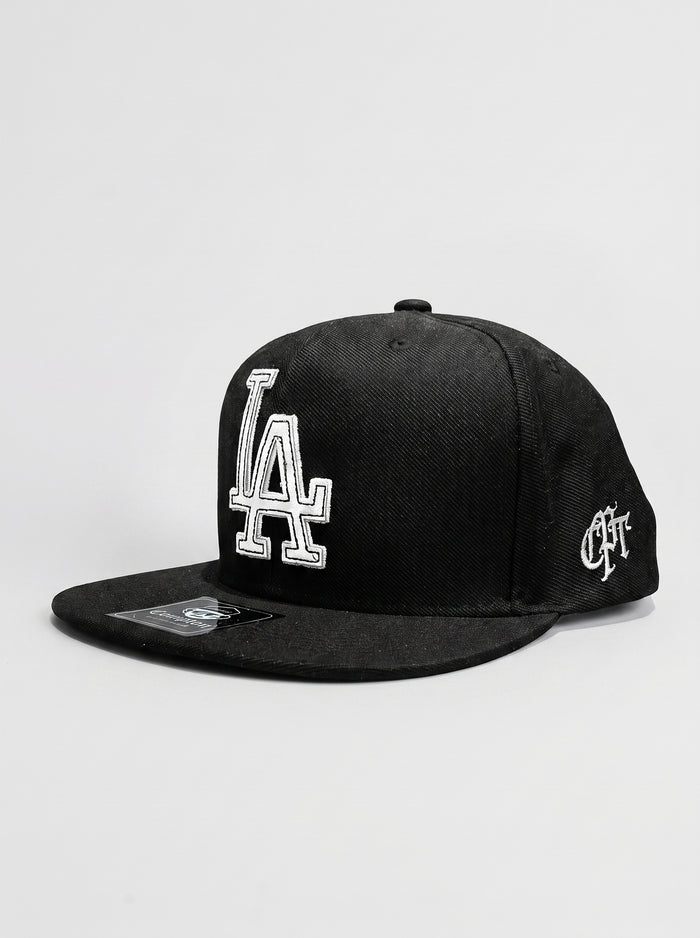 Boné Aba Reta Snapback Compton LA Recorte a Laser Preto