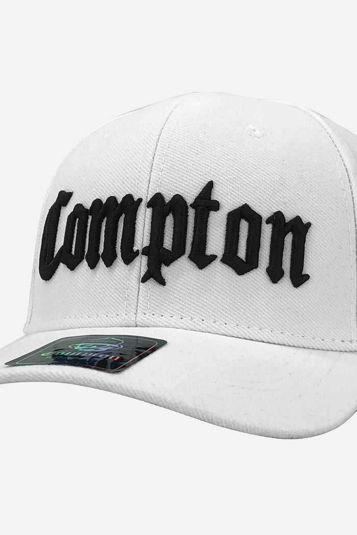 Boné Compton Aba Curva Snapback Classic Branco - COMPTON