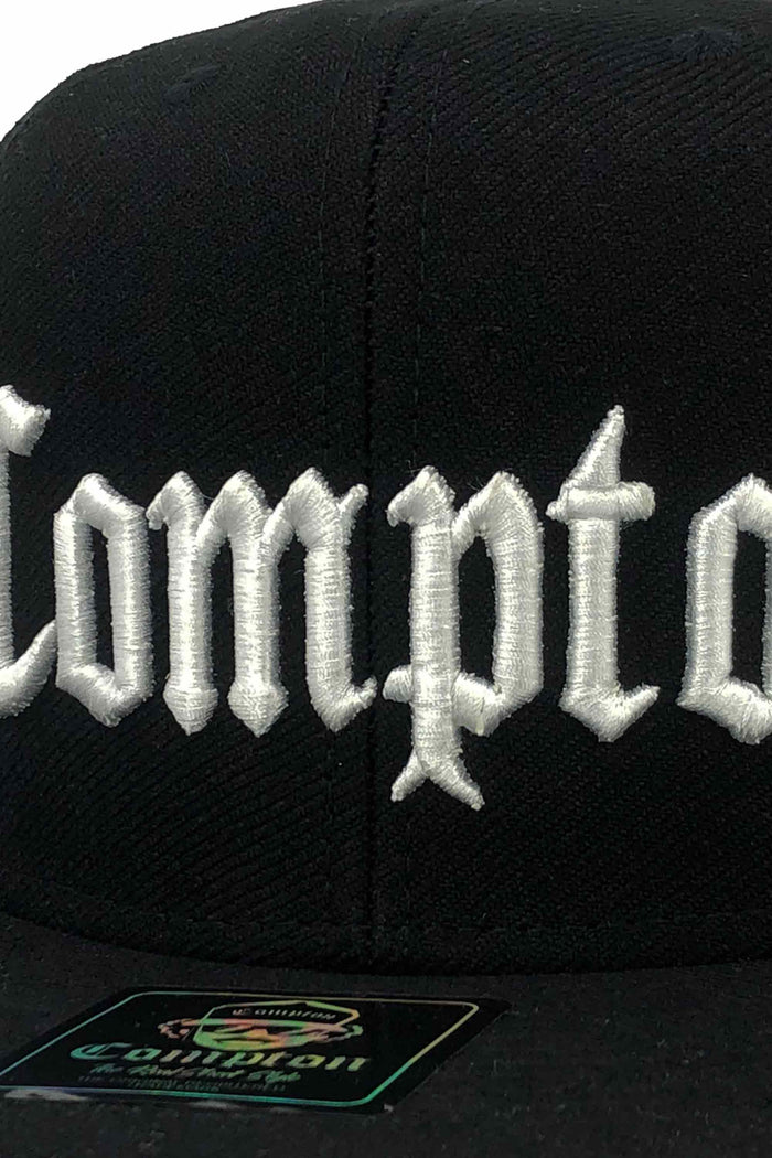 Boné Compton Aba Reta Classic Fechado Preto - COMPTON