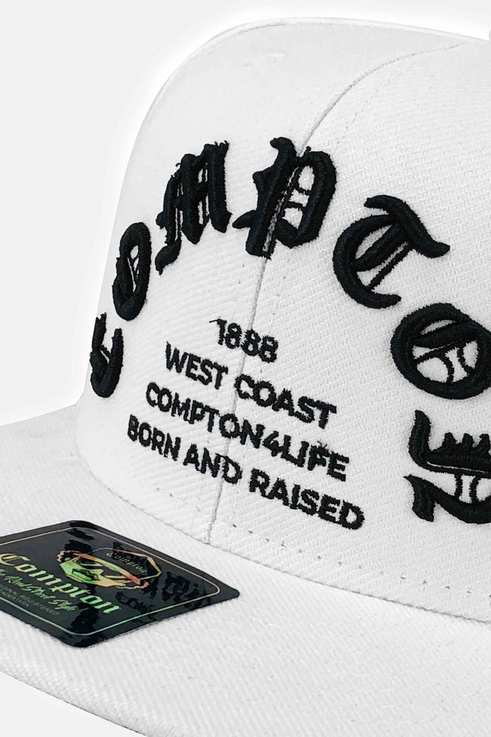 Boné Compton Aba Reta Snapback Born And Raised Branco - COMPTON