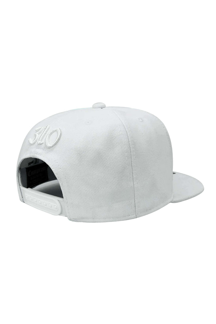 Boné Compton Aba Reta Snapback Classic All White - COMPTON
