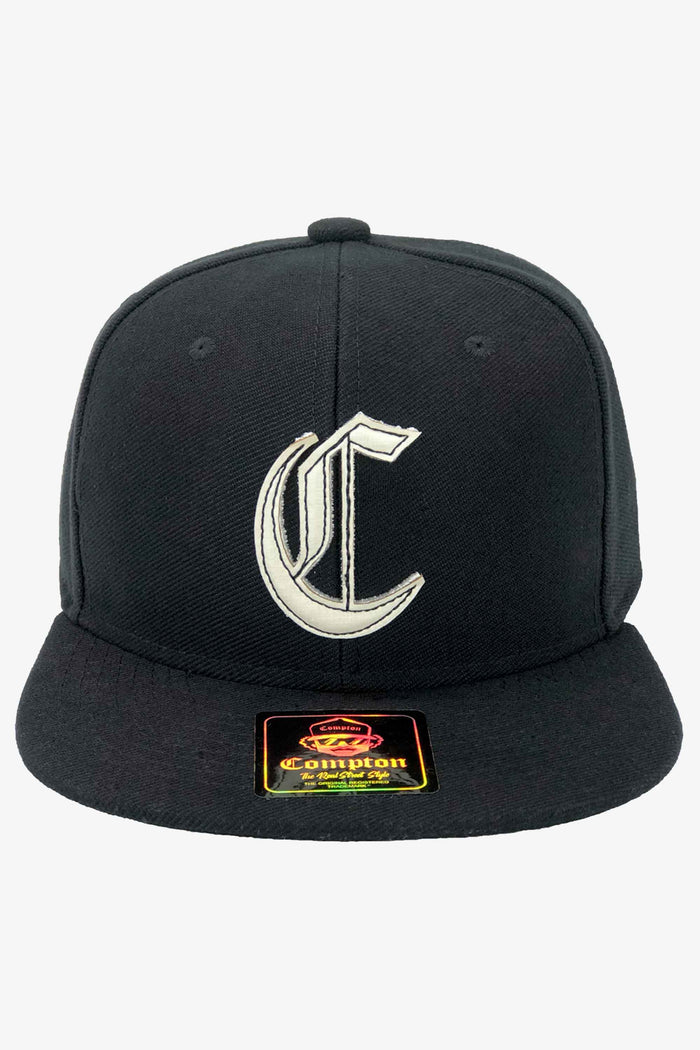 Boné Compton Aba Reta Snapback Logo Corte Laser Preto - COMPTON