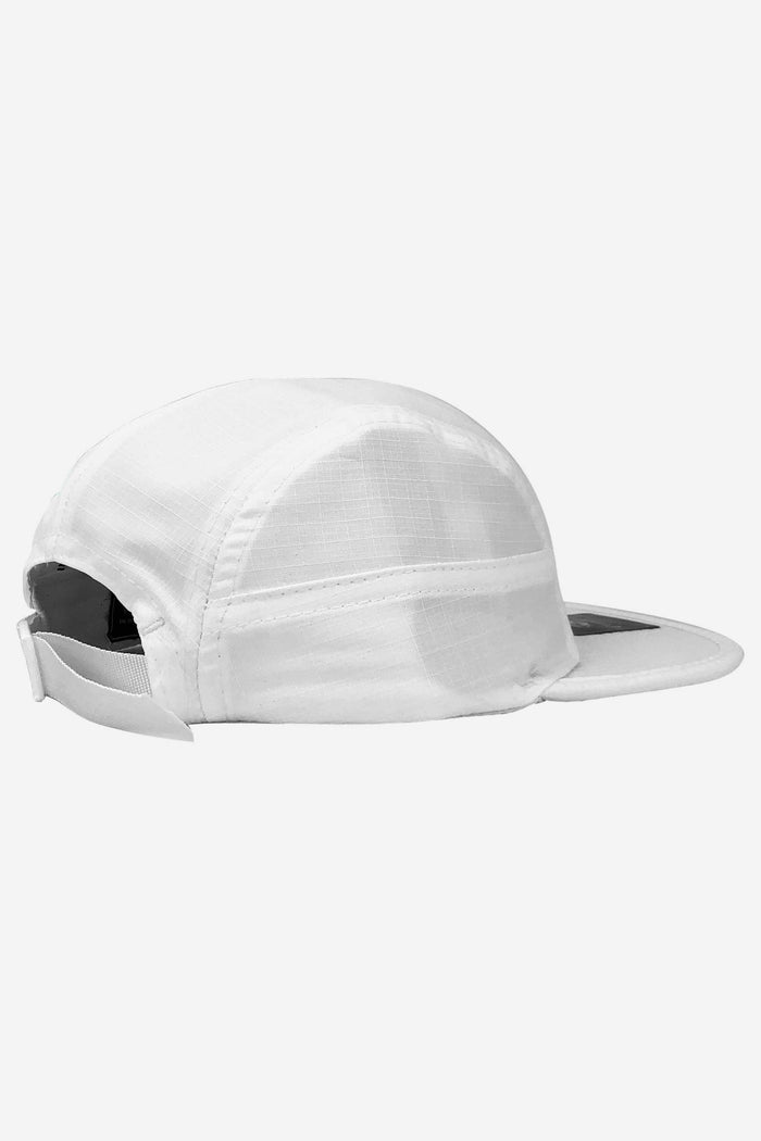 Boné Compton Five Panel Strapback Los Angeles Branco - COMPTON
