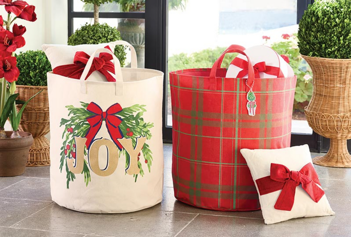 Bow Pillow - Red