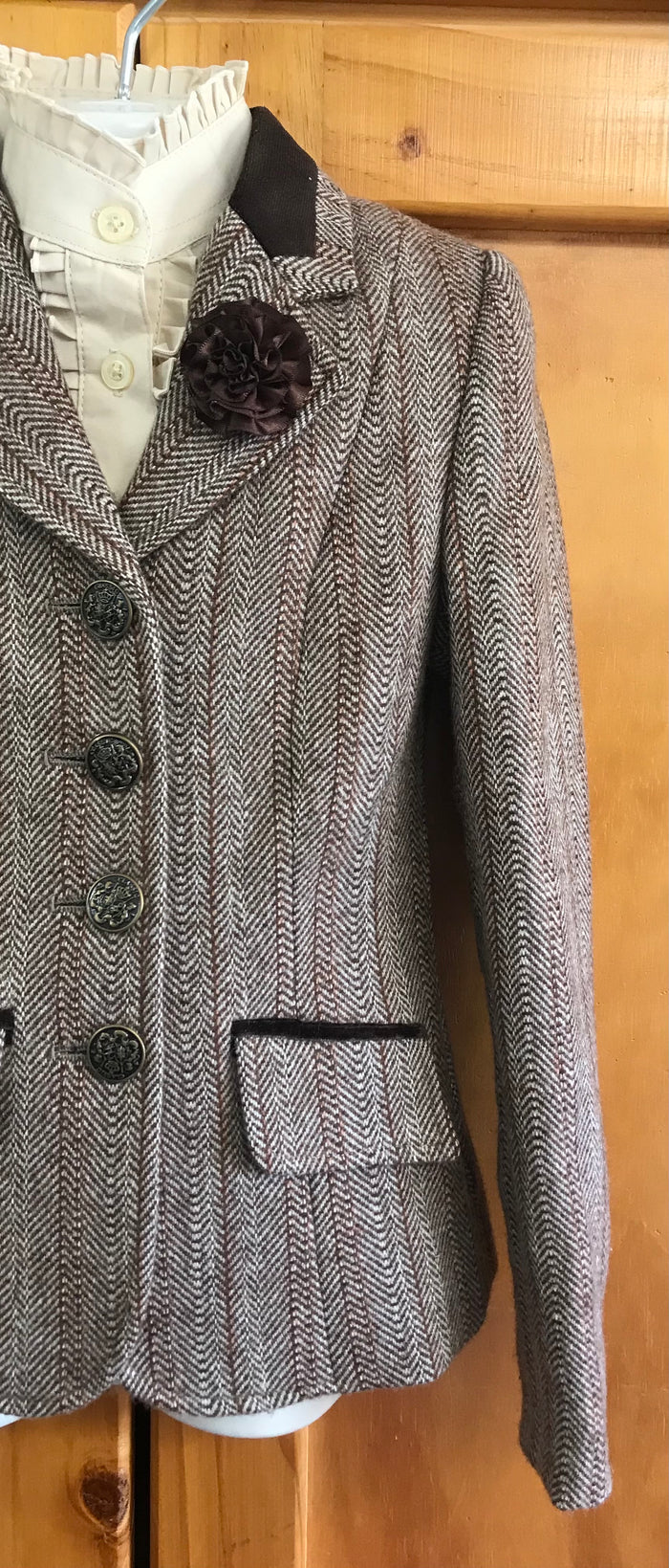 Brown & Cream Herring bone Pattern with Brown Trims Childs Show Hunter (599)