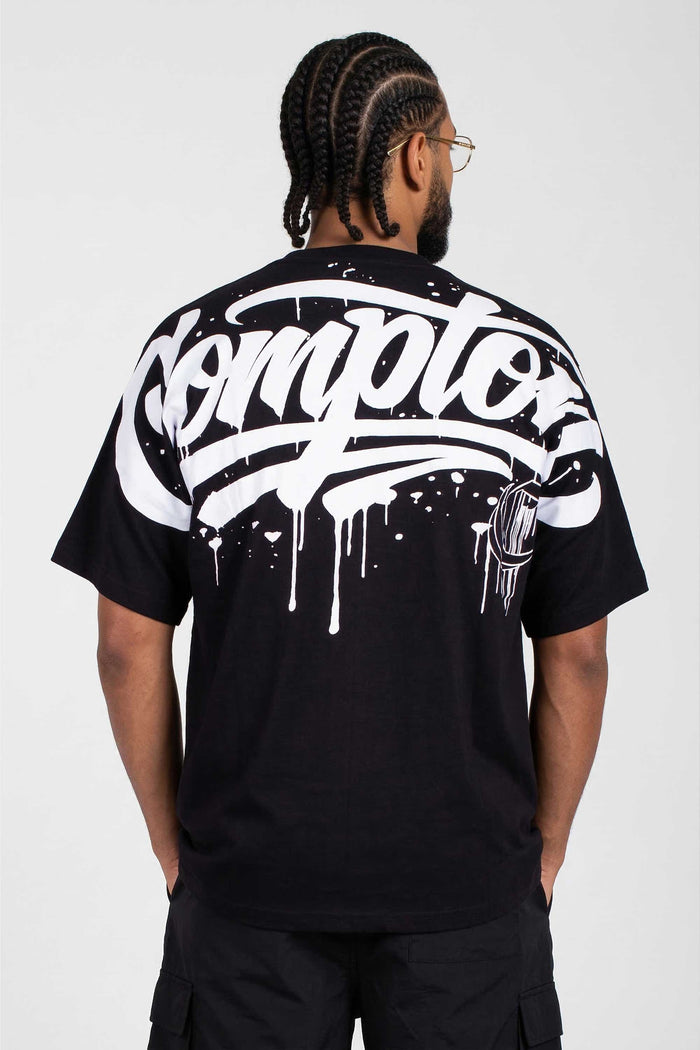 Camiseta Compton Oversized Drained Preta