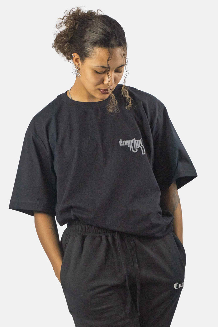 Camiseta Compton Oversized Fatal Weapon Preta - COMPTON