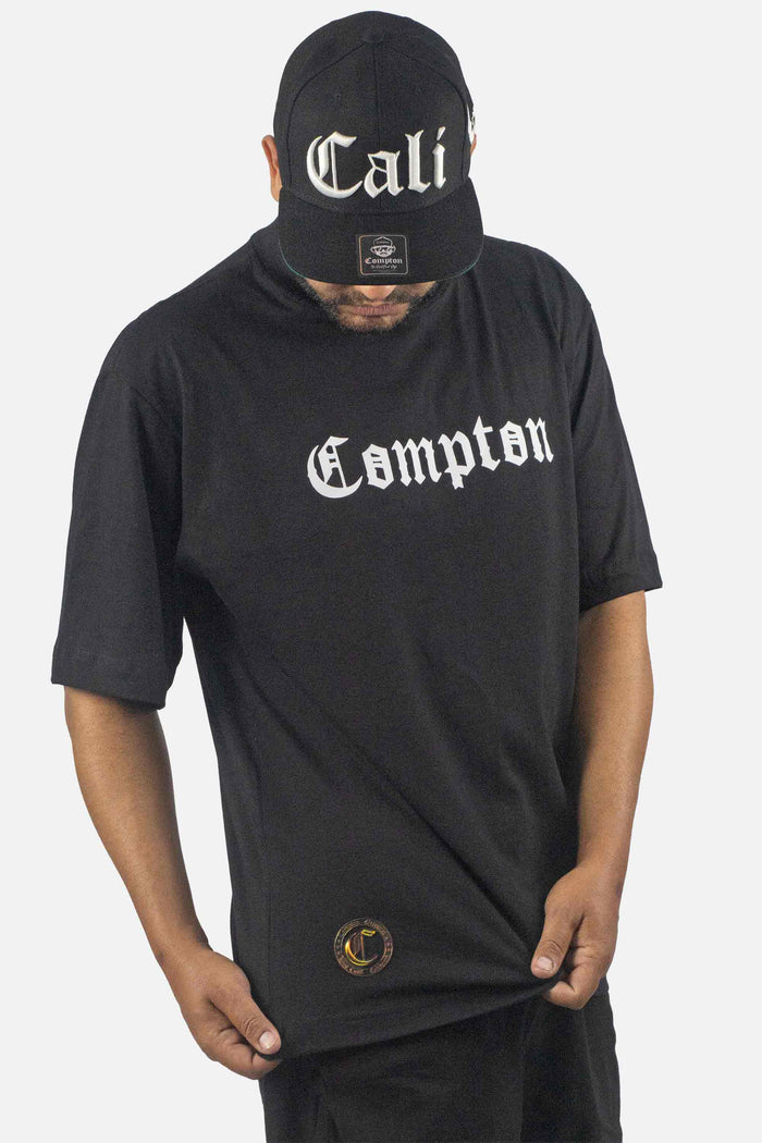 Camiseta Compton Oversized New Logo Furtacor Preta - COMPTON