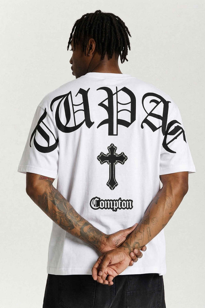 Camiseta Compton Oversized Tupac Branca