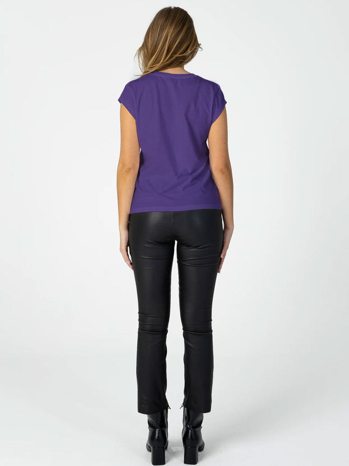 CC Heart Round Neck T-Shirt Warm Purple