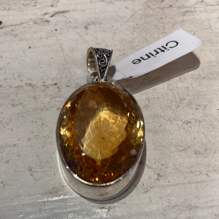 Citrine pendent