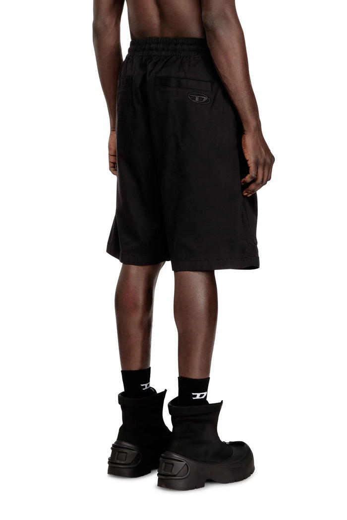 Cotton shorts with cargo pockets