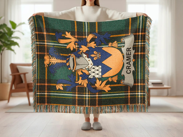 Cramer 100% cotton woven blanket feature details and fringed finish