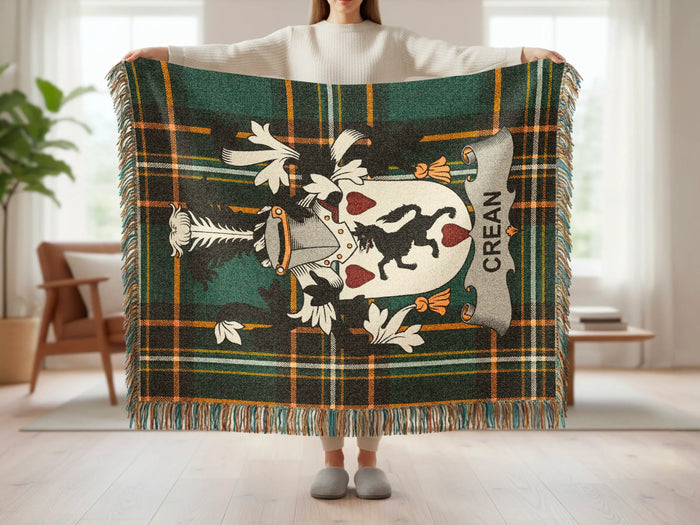 Crean 100% cotton woven blanket feature details and fringed finish