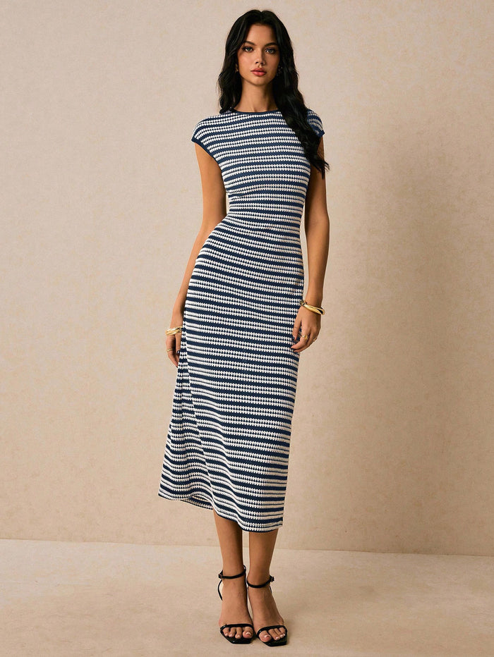 Dahlia Midi Dress - Blue