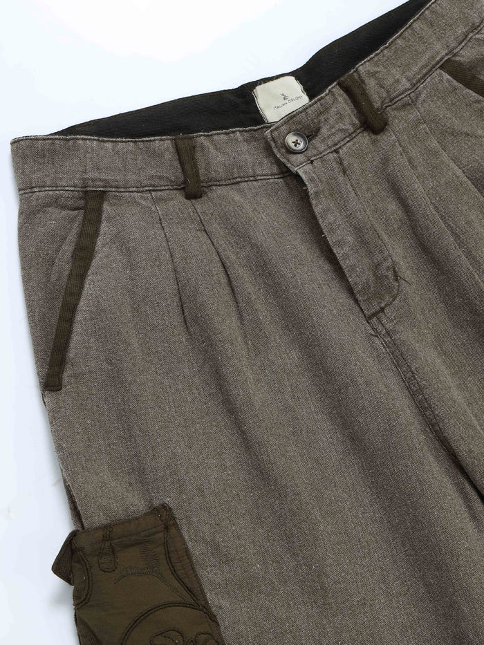 Olive Cargo Pants for Men detail view - Ecru Pleated Cargo Pant by Italian Colony