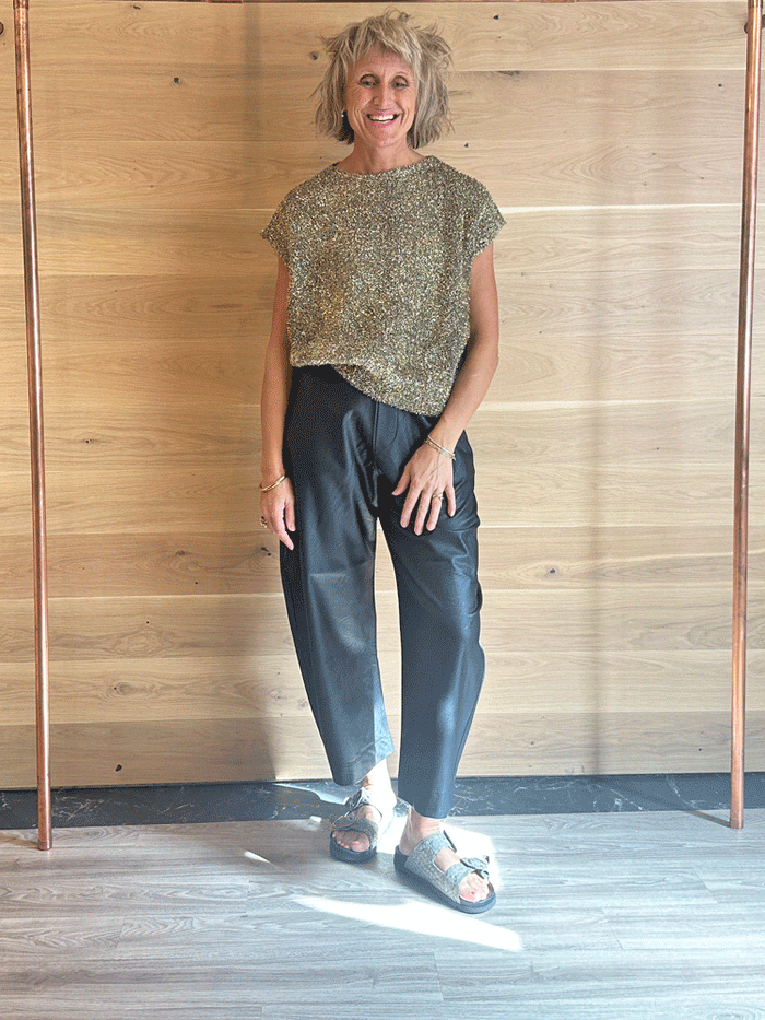 Floor Sleeveless Knit Resin
