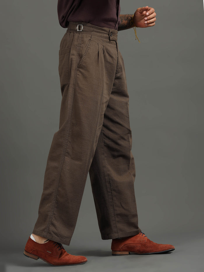 Brown Linen Trousers for Men detail view - Huntington Relaxed Trouser by Italian Colony
