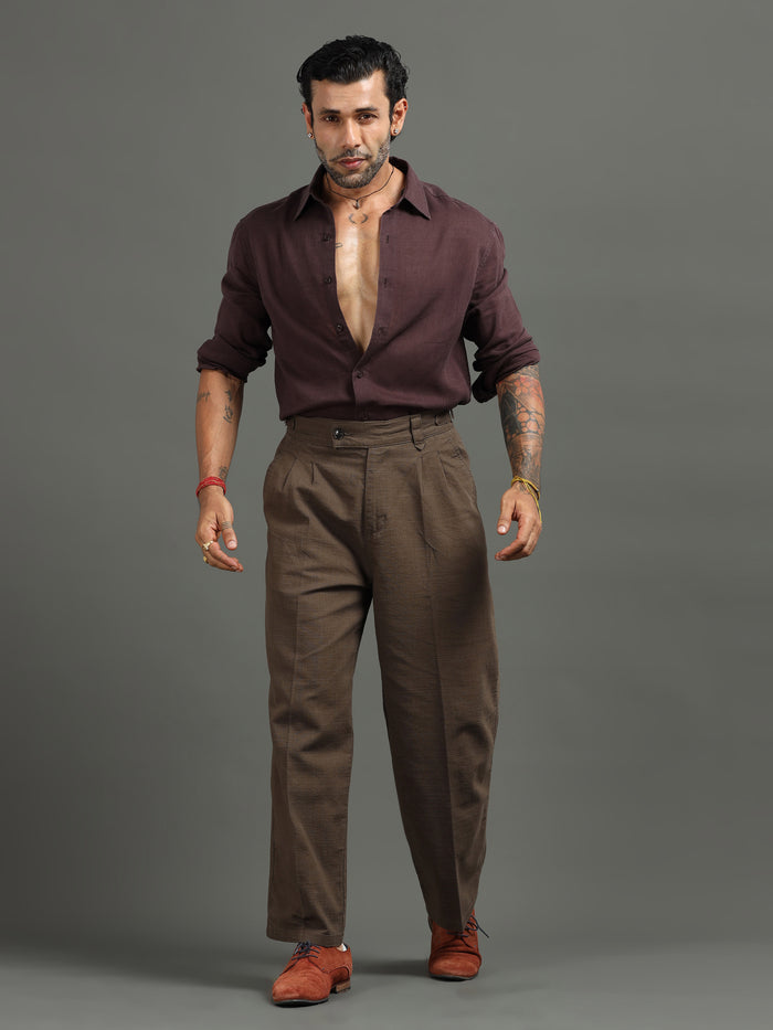 Brown Linen Trousers for Men detail view - Huntington Relaxed Trouser by Italian Colony