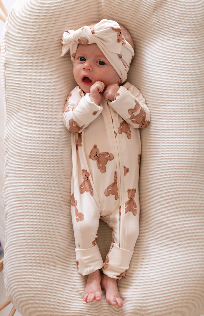Infant Knot Head Bow in Bears