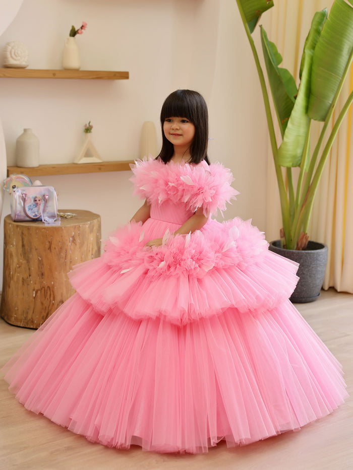 JANYAS CLOSET Princess Dreamer Gown With Feathers And Hair Pin