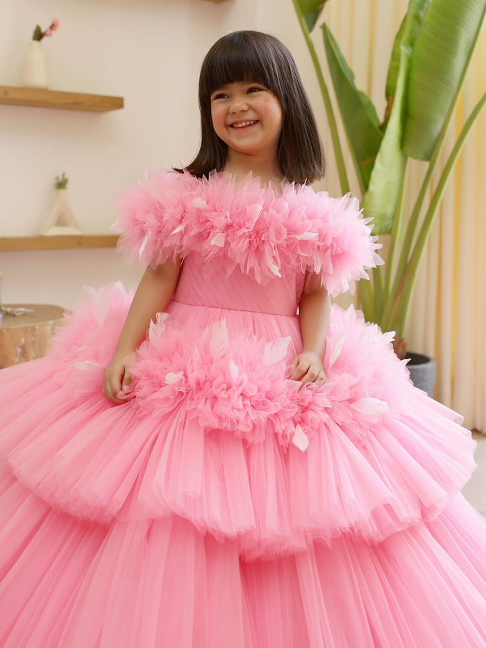 JANYAS CLOSET Princess Dreamer Gown With Feathers And Hair Pin