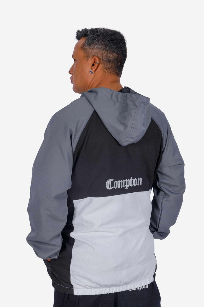 Jaqueta Compton Corta Vento Logo Refletivo Cinza - COMPTON