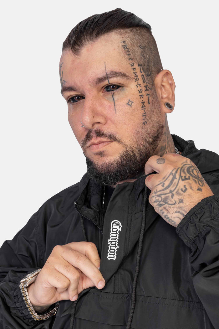Jaqueta Compton Yourself Anorak Preta - COMPTON