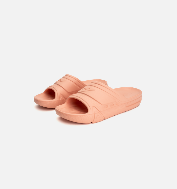 LOUNGE SLIDES BG