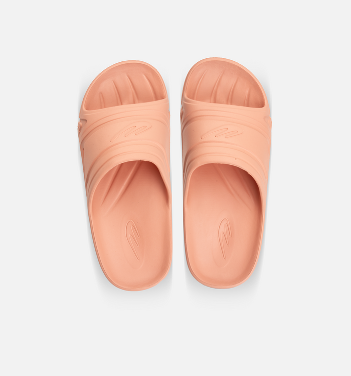 LOUNGE SLIDES BG
