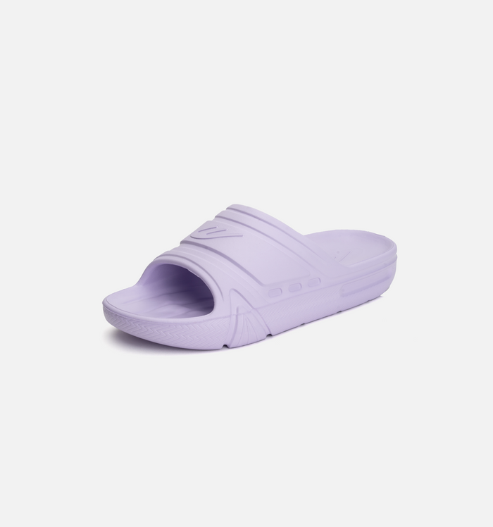 LOUNGE SLIDES BG